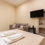 Holidays 4*
