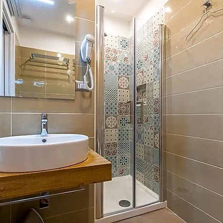 Bed & Breakfast Holidays 4*