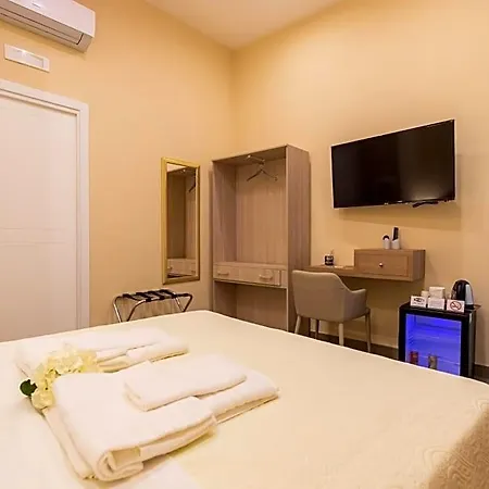 Holidays 4*